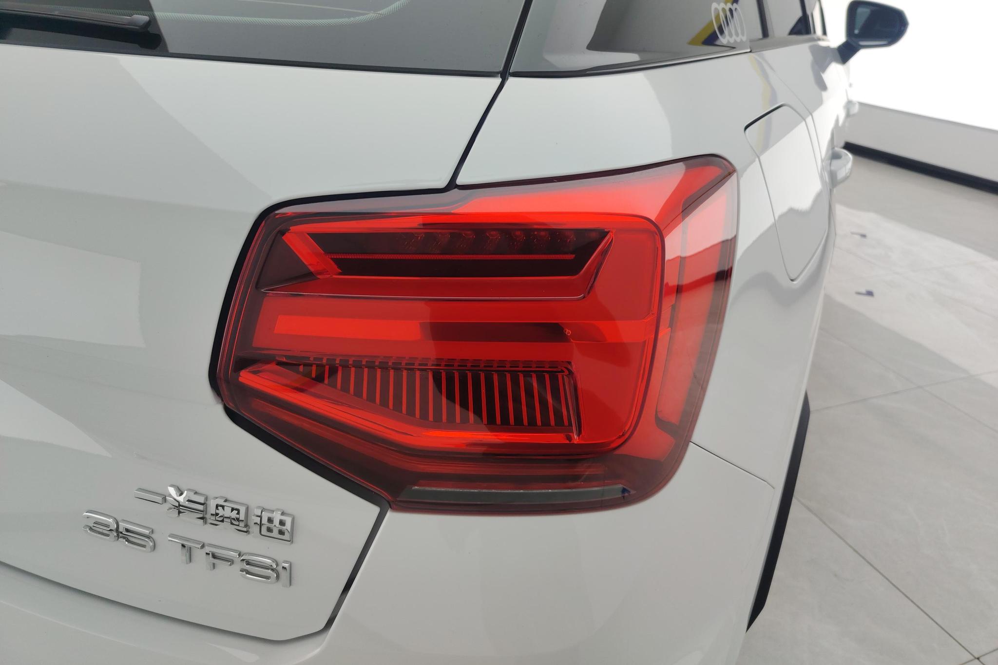 Audi Audi Q2L