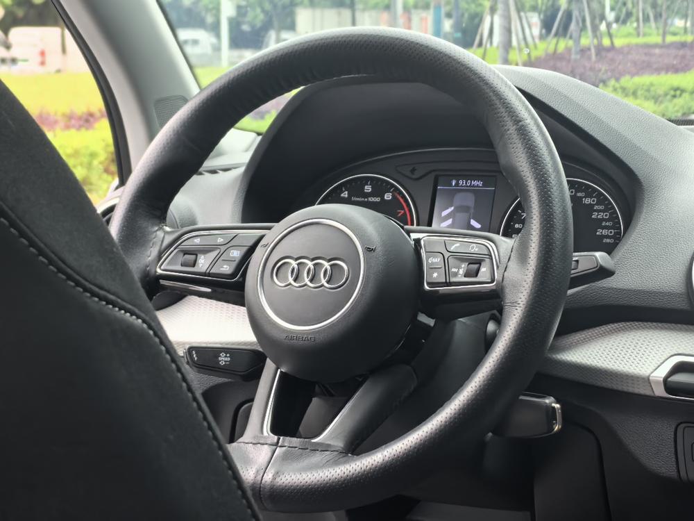 Audi Audi Q2L
