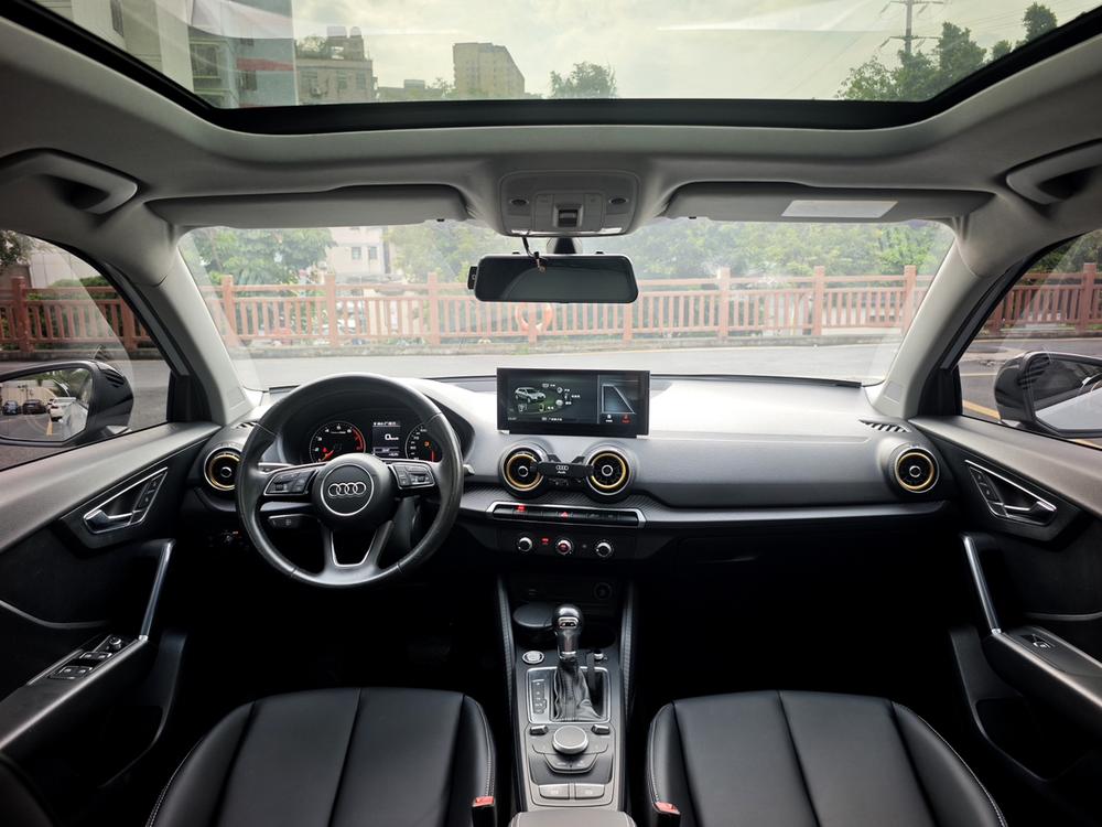 Audi Audi Q2L