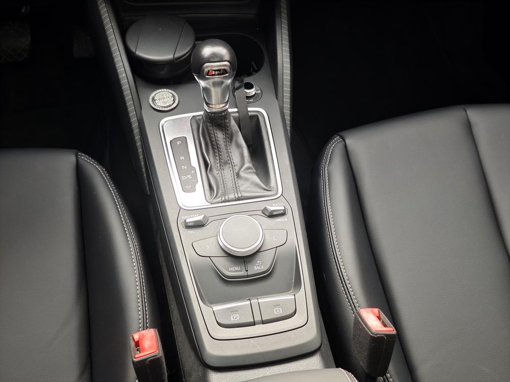 Audi Audi Q2L