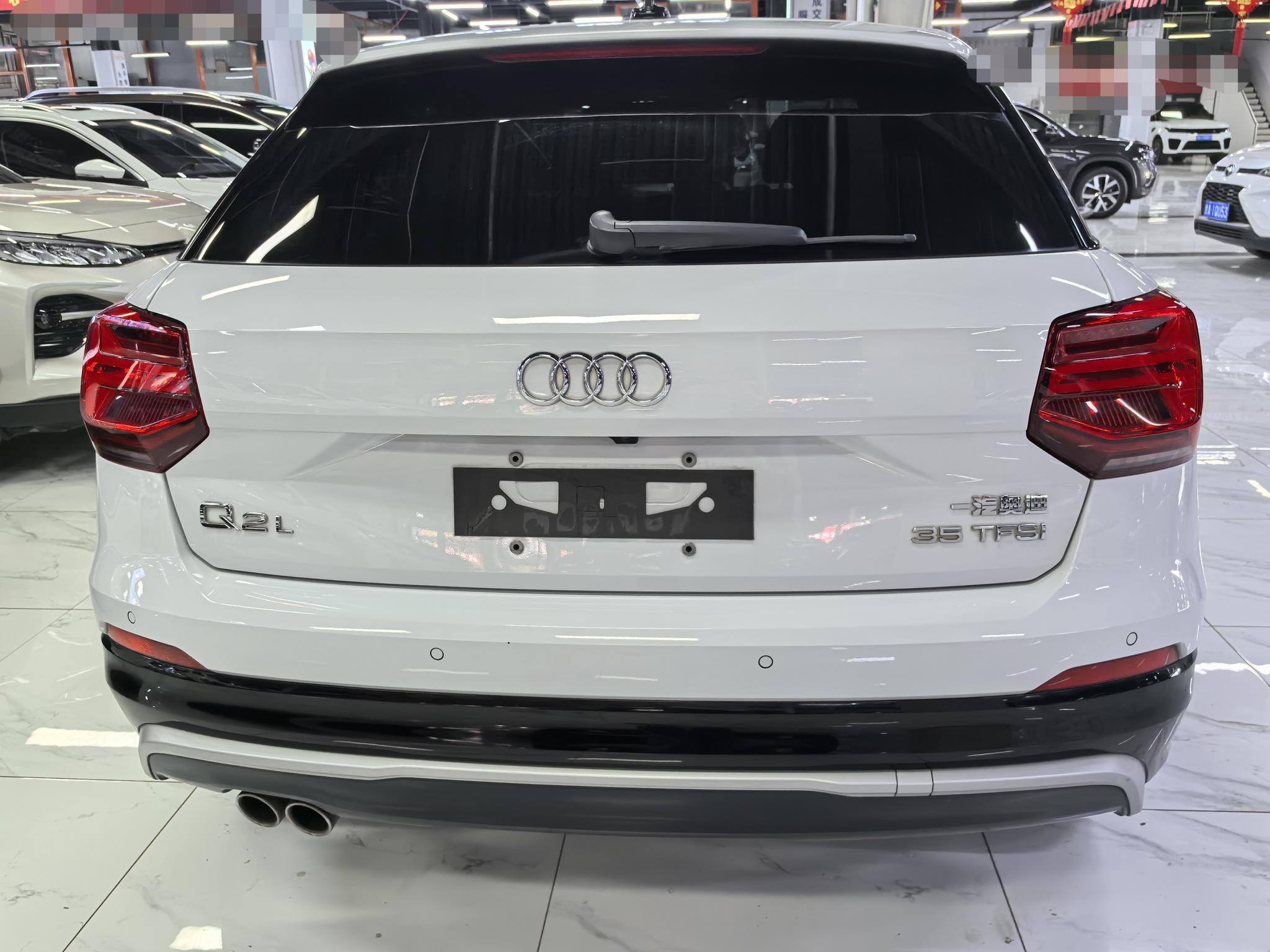 Audi Audi Q2L