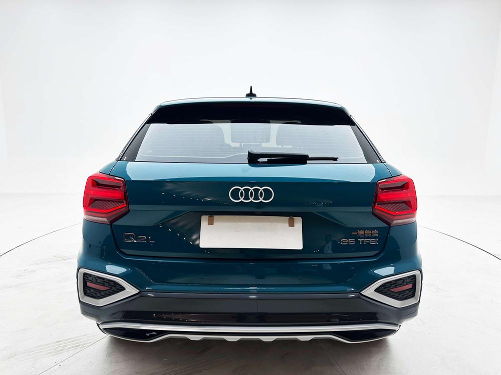 Audi Audi Q2L
