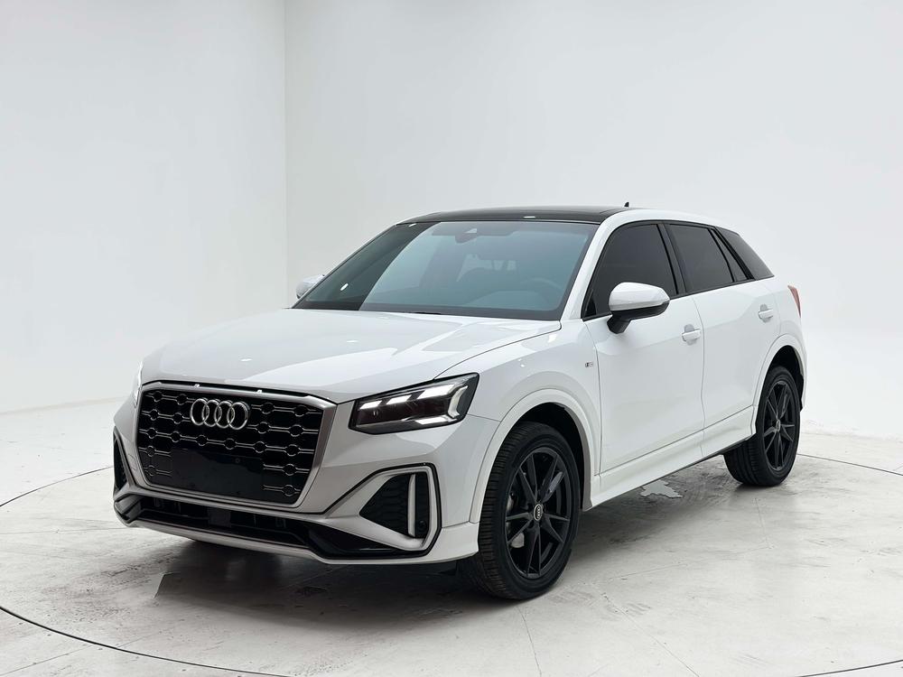 Audi Audi Q2L