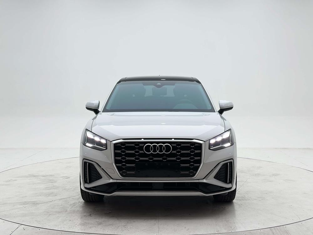 Audi Audi Q2L