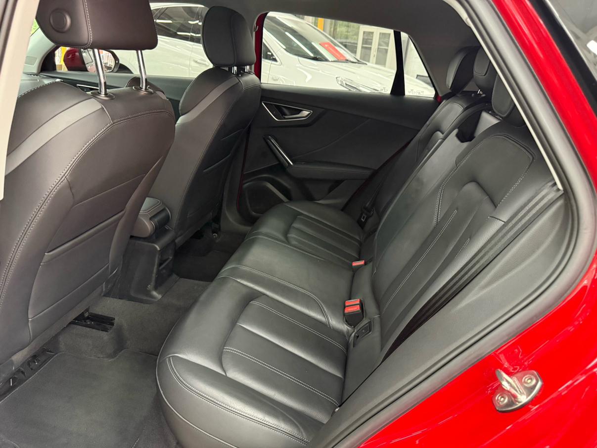 Audi Audi Q2L