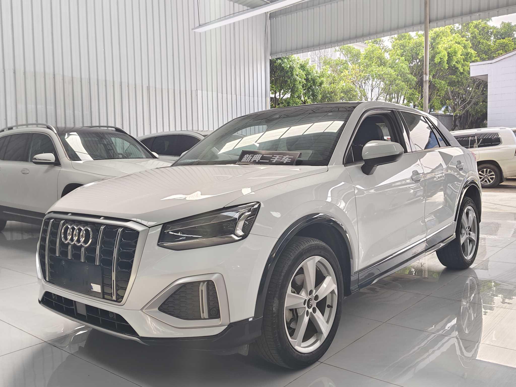 Audi Audi Q2L