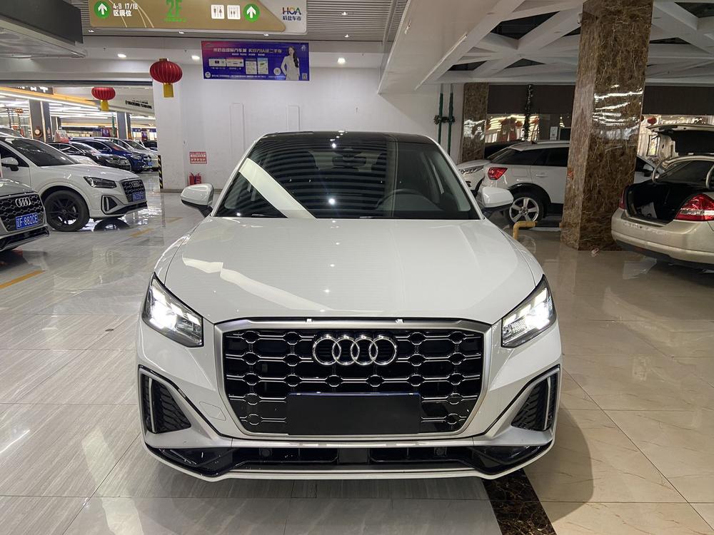Audi Audi Q2L