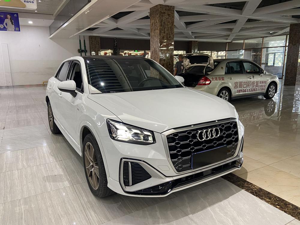 Audi Audi Q2L
