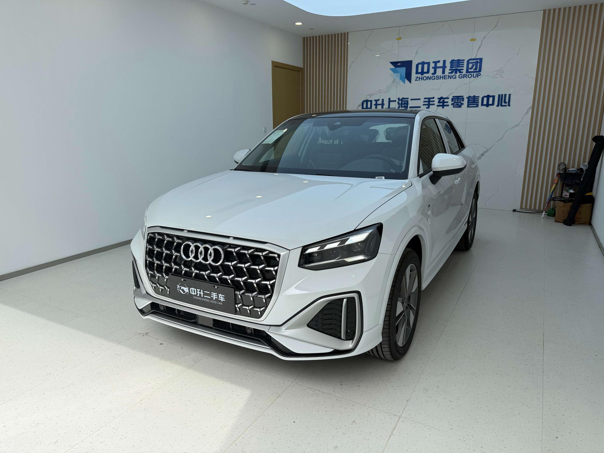 Audi Audi Q2L