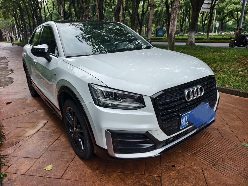 Audi Audi Q2L