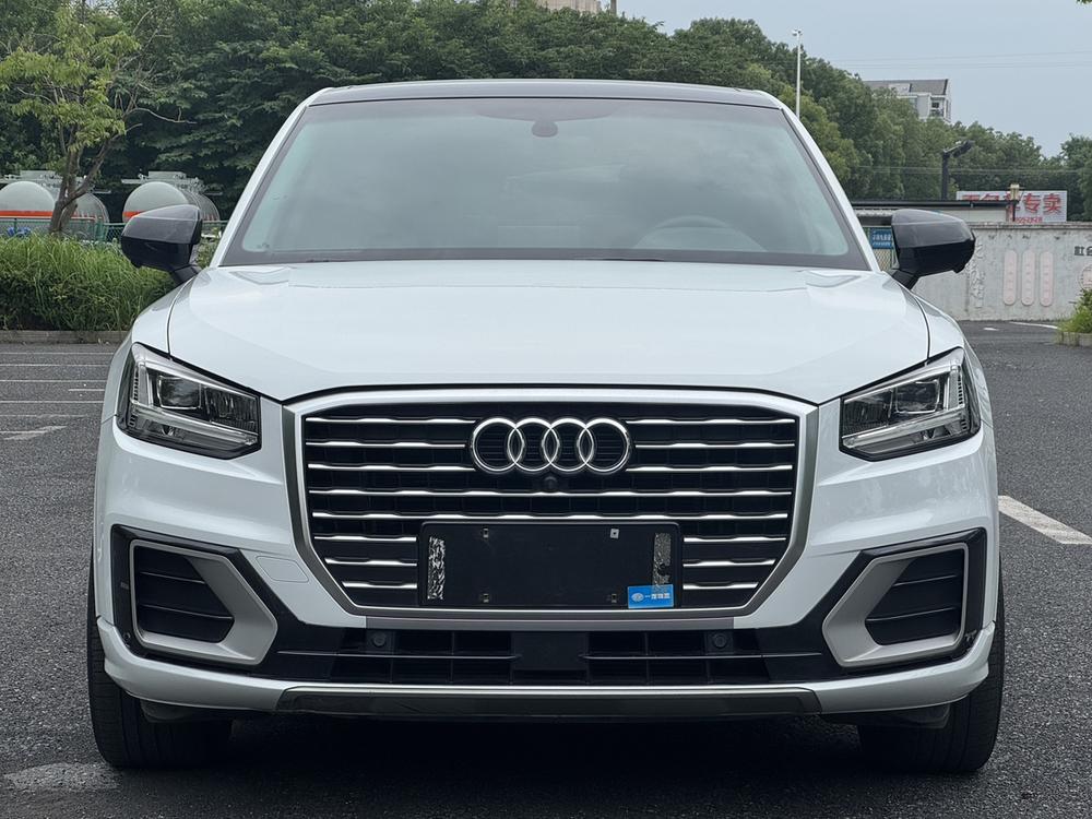 Audi Audi Q2L