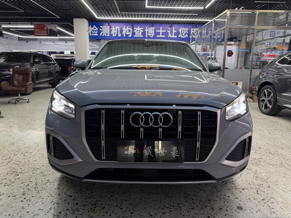 Audi Audi Q2L