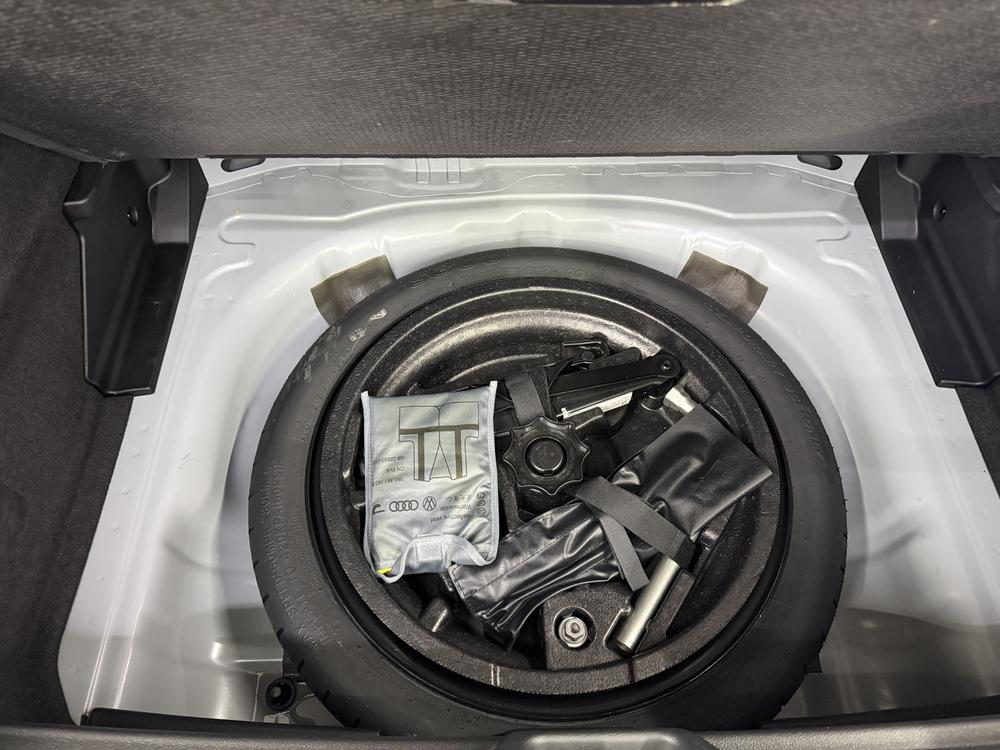 Audi Audi Q2L