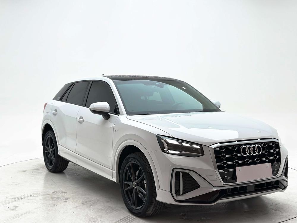 Audi Audi Q2L