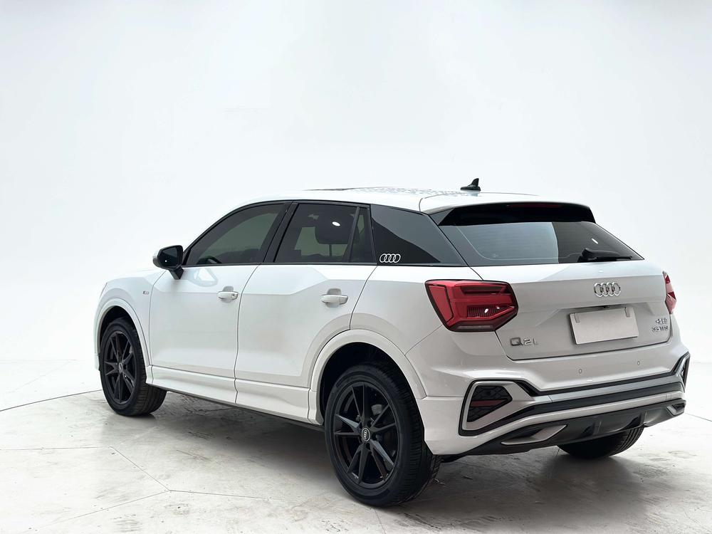 Audi Audi Q2L