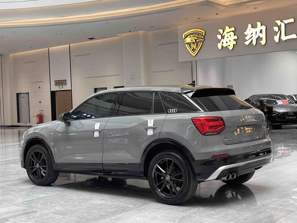 Audi Audi Q2L