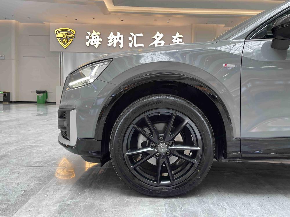 Audi Audi Q2L