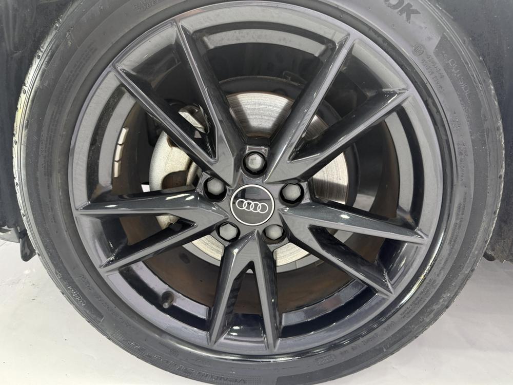Audi Audi Q2L