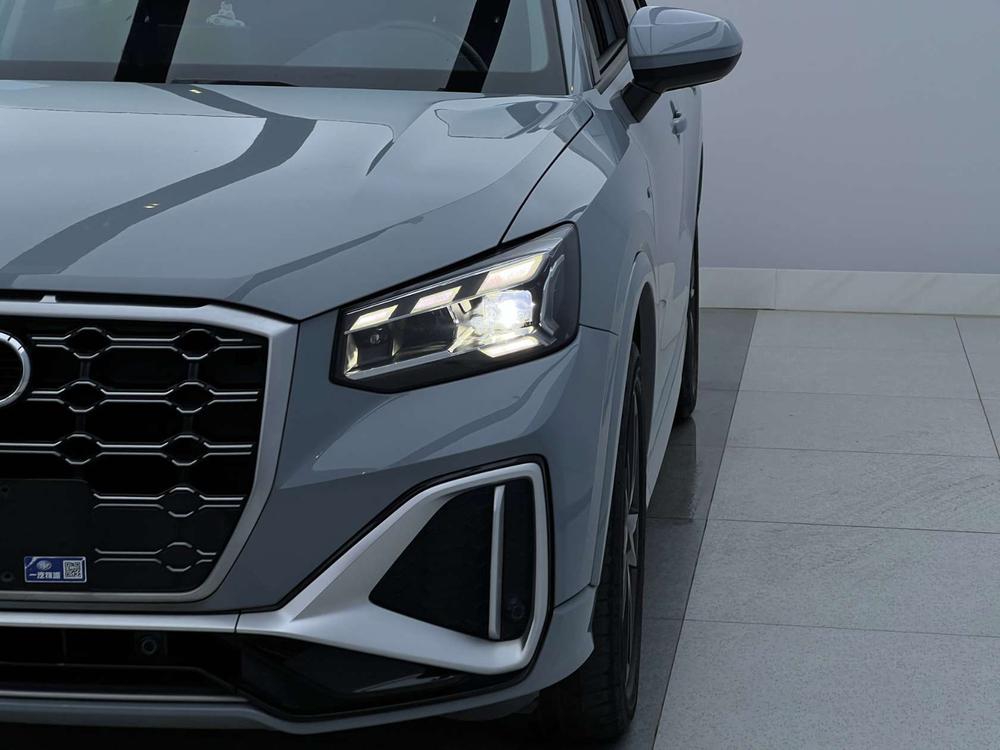 Audi Audi Q2L