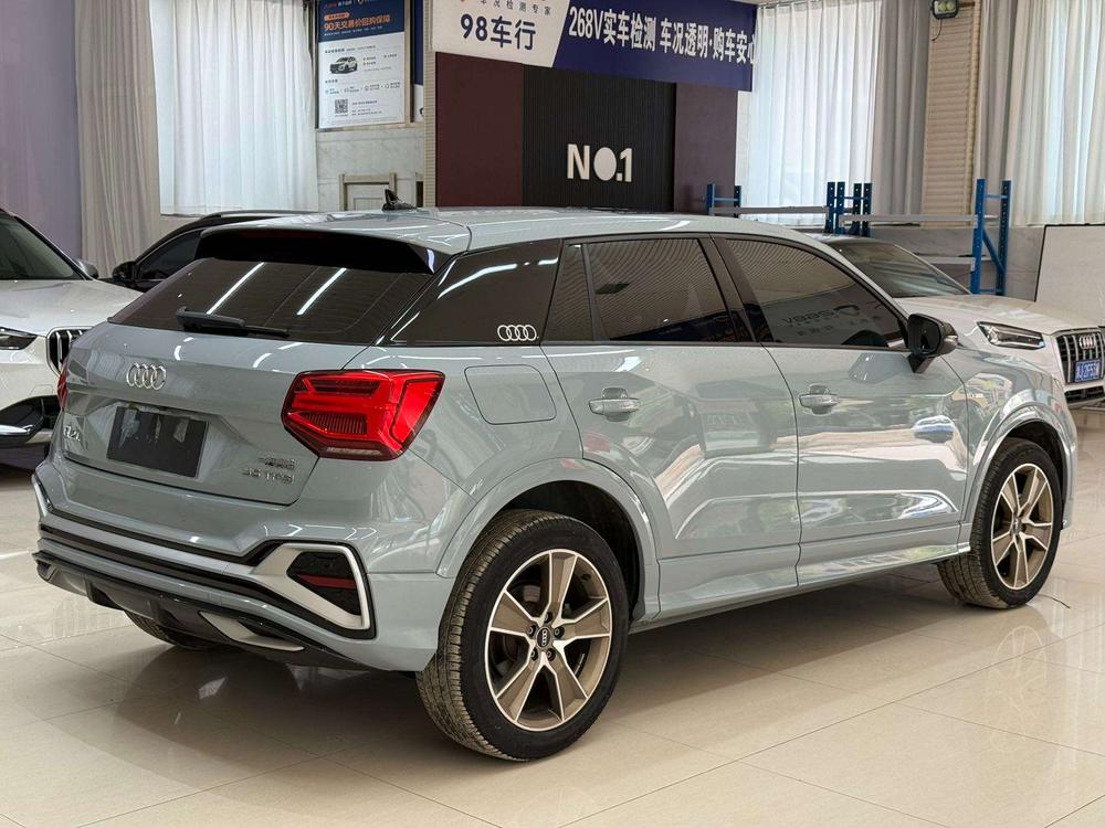 Audi Audi Q2L