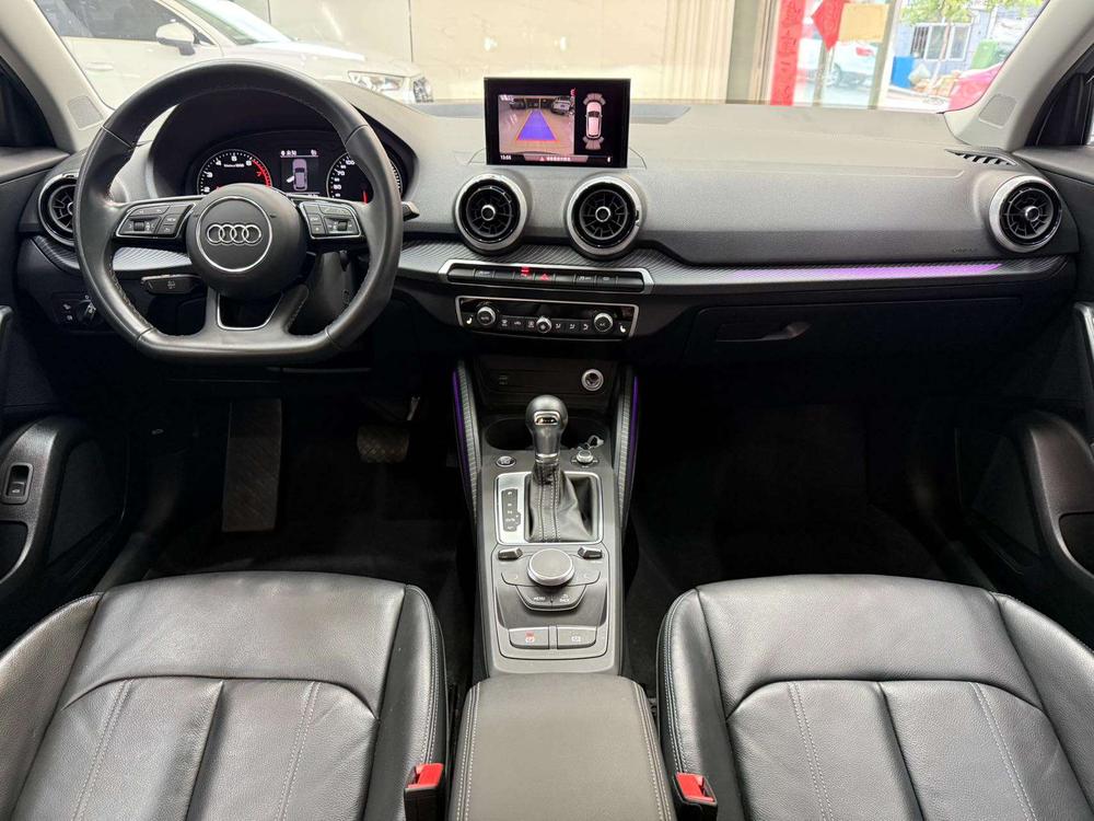 Audi Audi Q2L