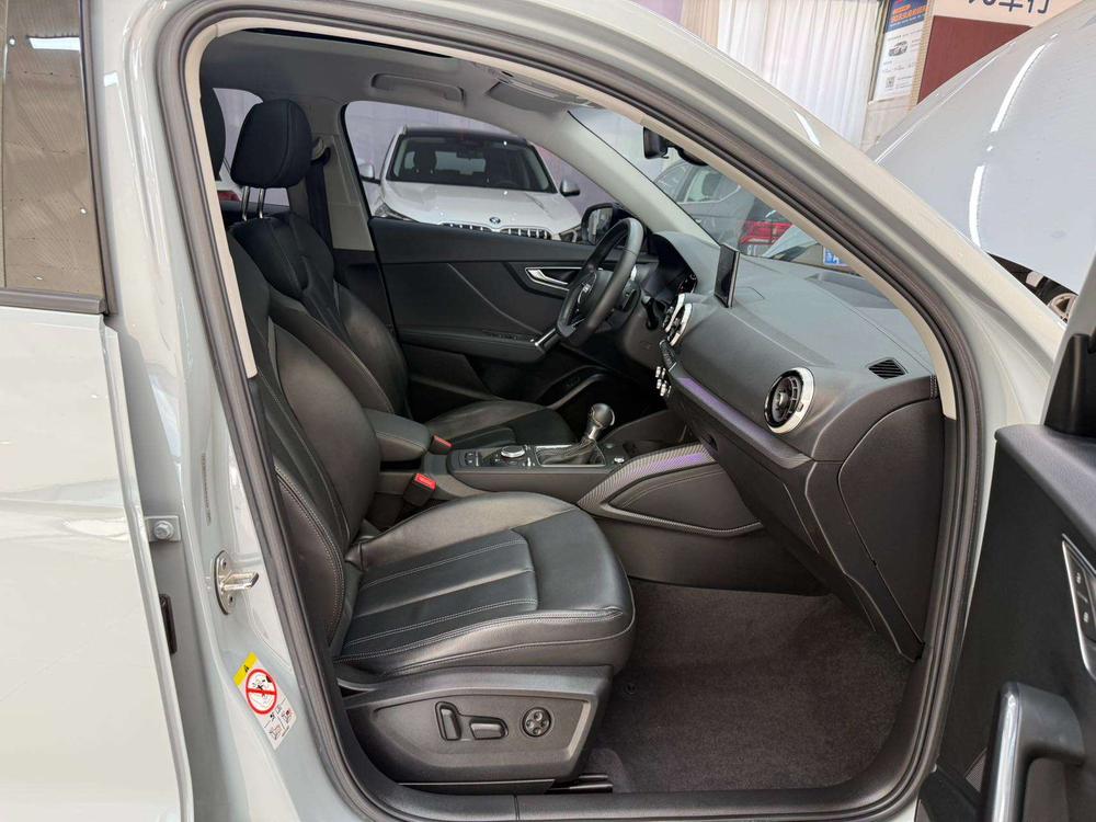 Audi Audi Q2L