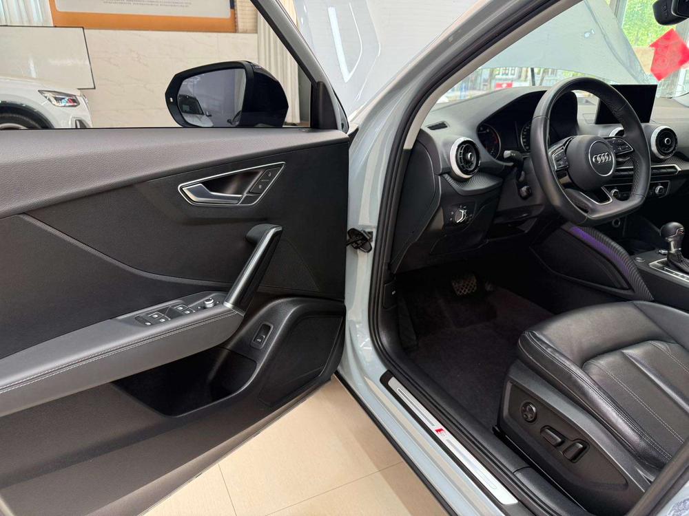 Audi Audi Q2L