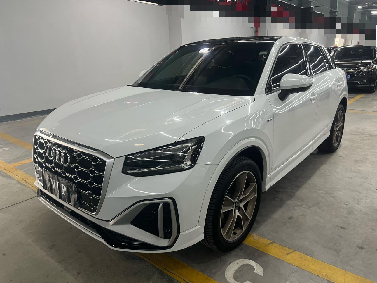 Audi Audi Q2L