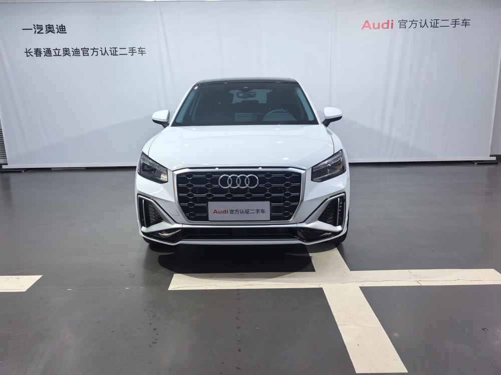 Audi Audi Q2L