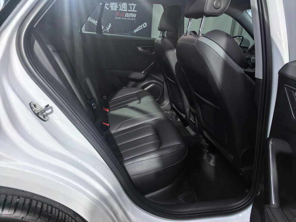 Audi Audi Q2L