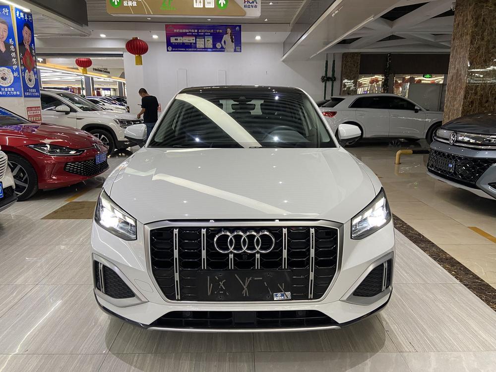 Audi Audi Q2L