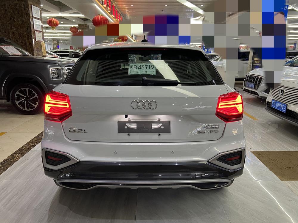 Audi Audi Q2L