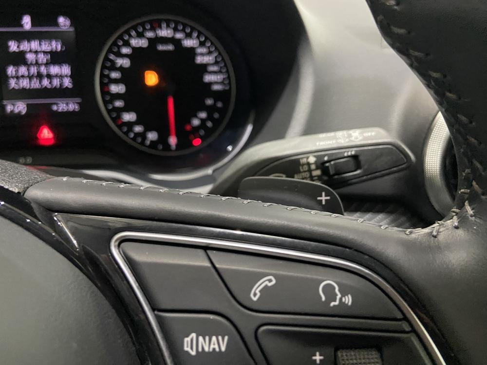 Audi Audi Q2L
