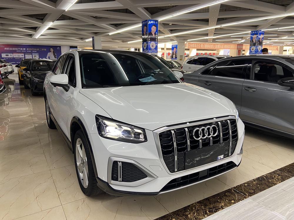 Audi Audi Q2L