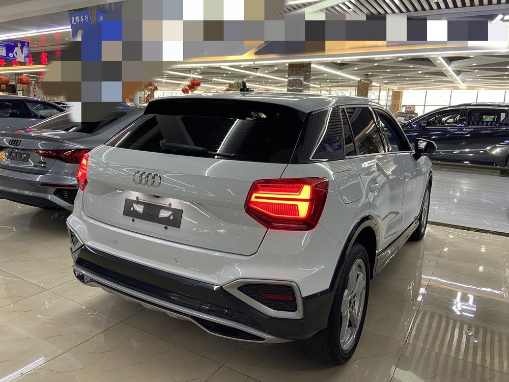 Audi Audi Q2L