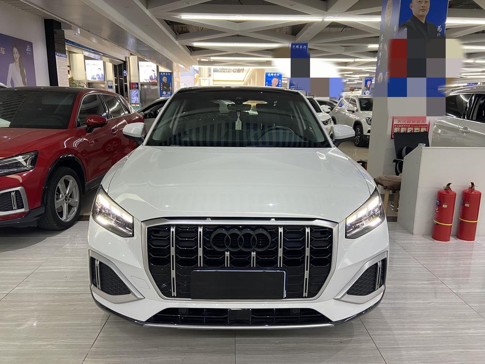 Audi Audi Q2L