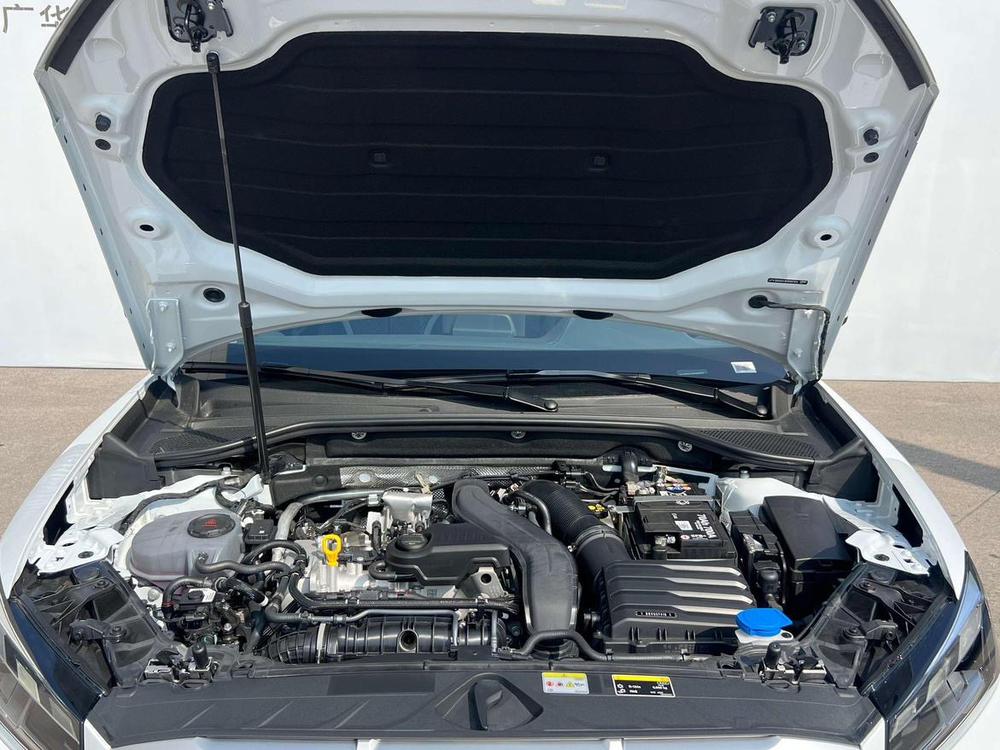 Audi Audi Q2L