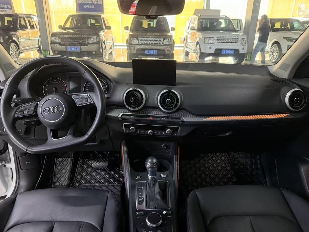 Audi Audi Q2L