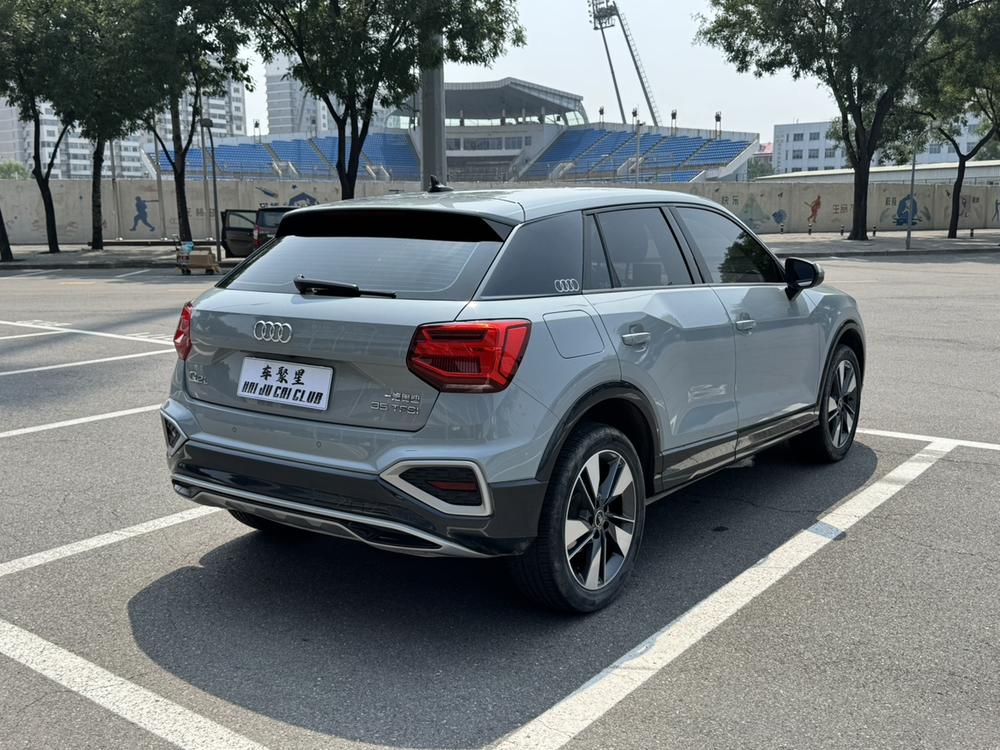 Audi Audi Q2L