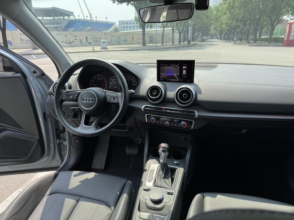 Audi Audi Q2L
