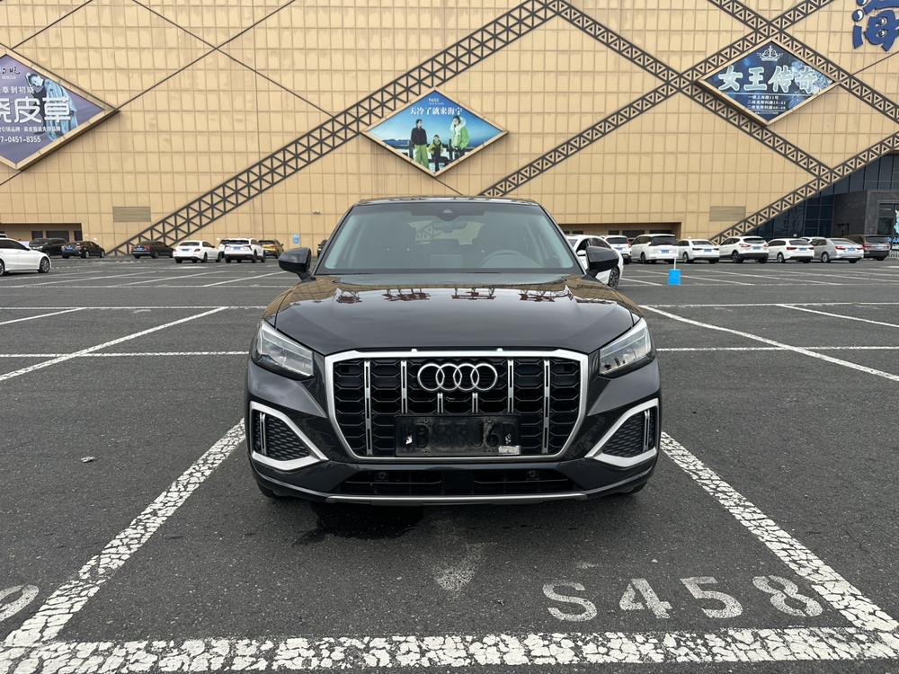 Audi Audi Q2L
