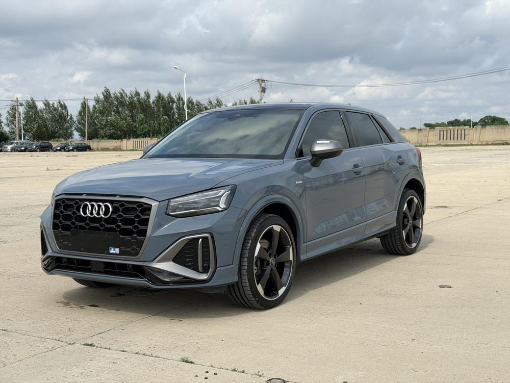 Audi Audi Q2L