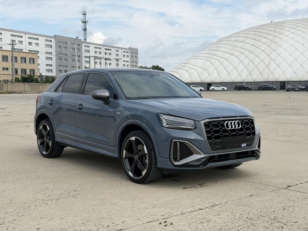 Audi Audi Q2L