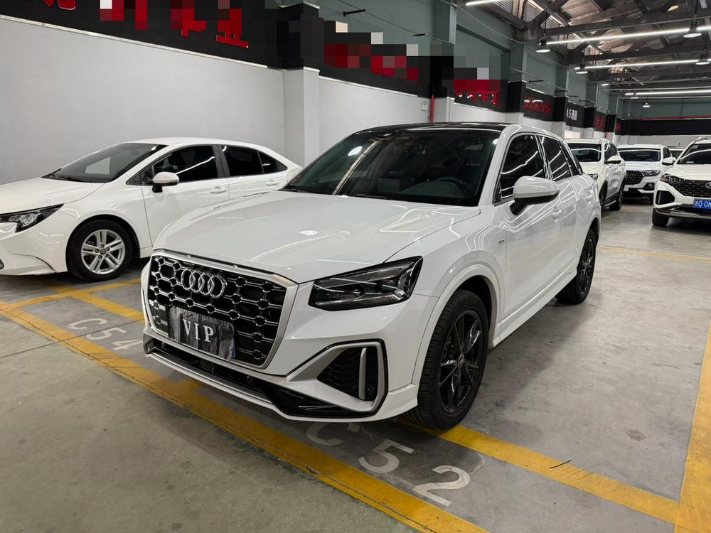 Audi Audi Q2L