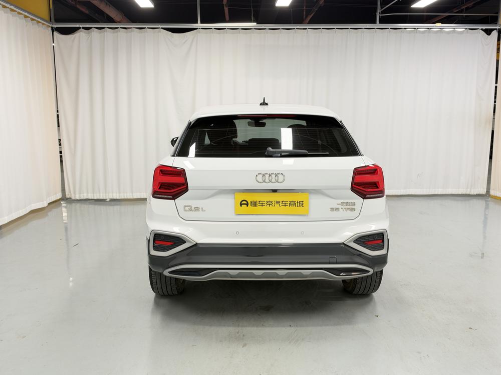 Audi Audi Q2L