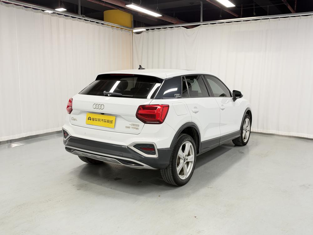 Audi Audi Q2L