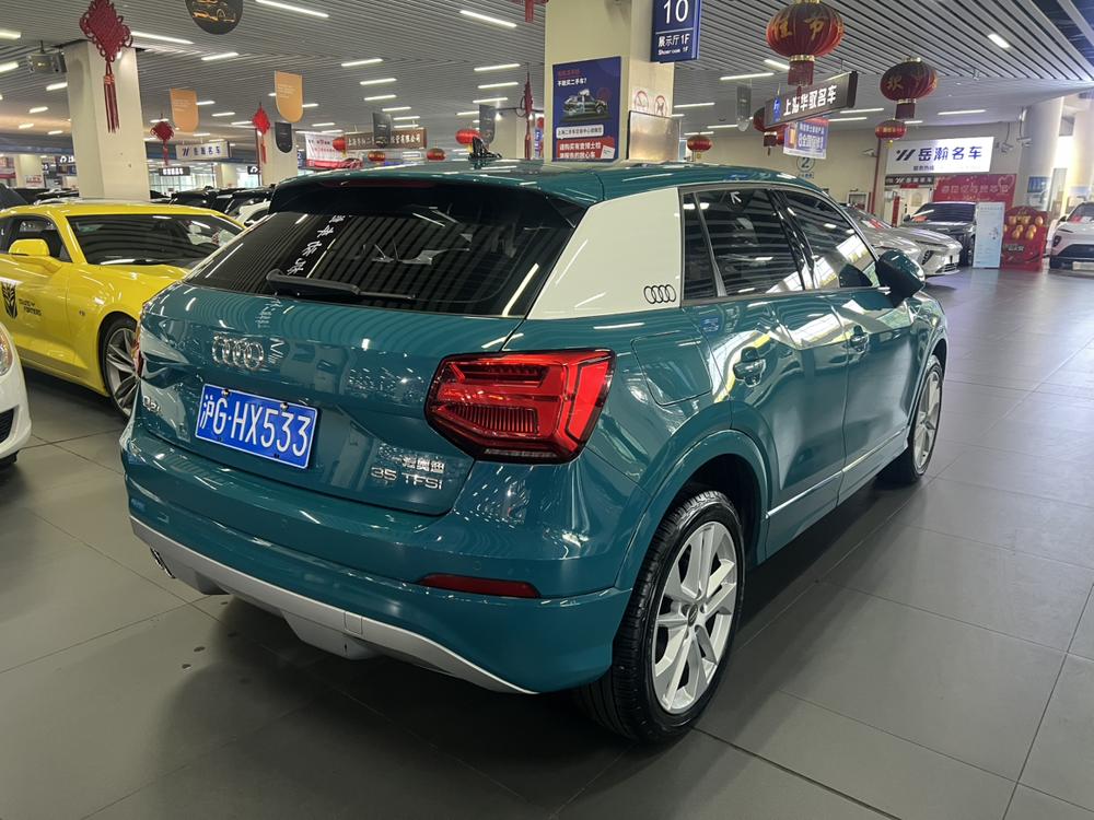 Audi Audi Q2L
