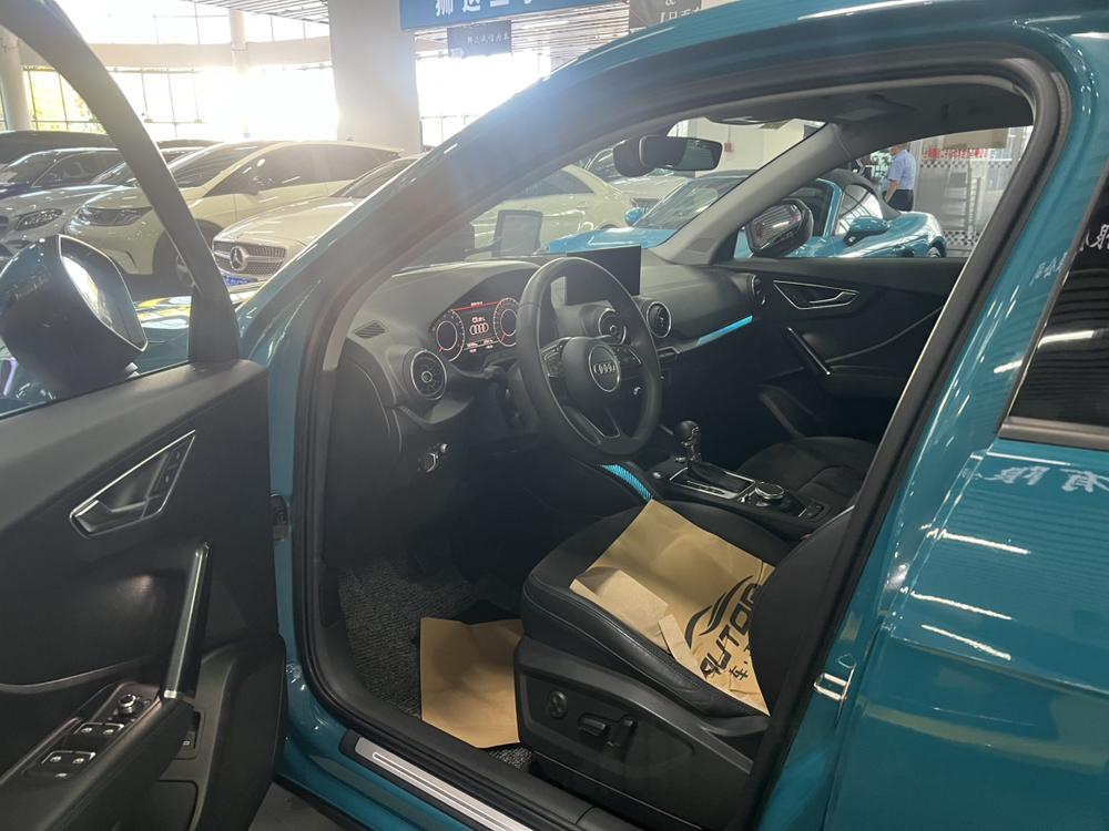 Audi Audi Q2L
