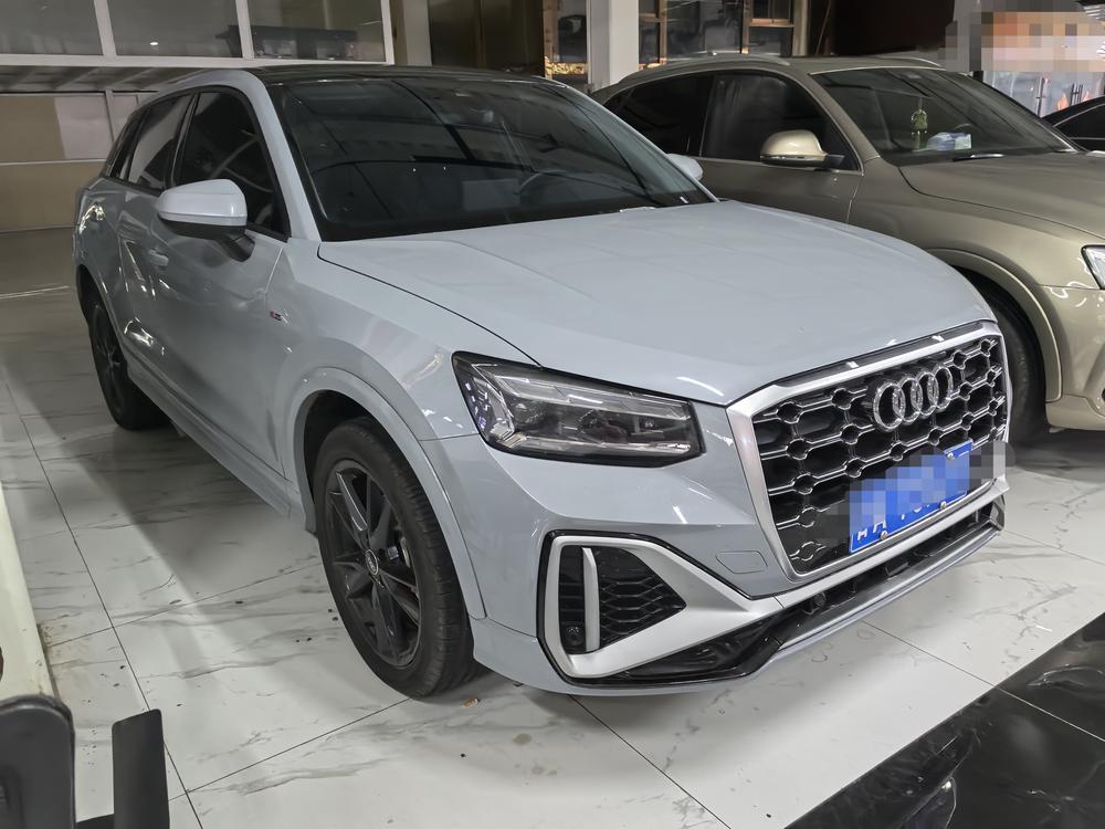 Audi Audi Q2L