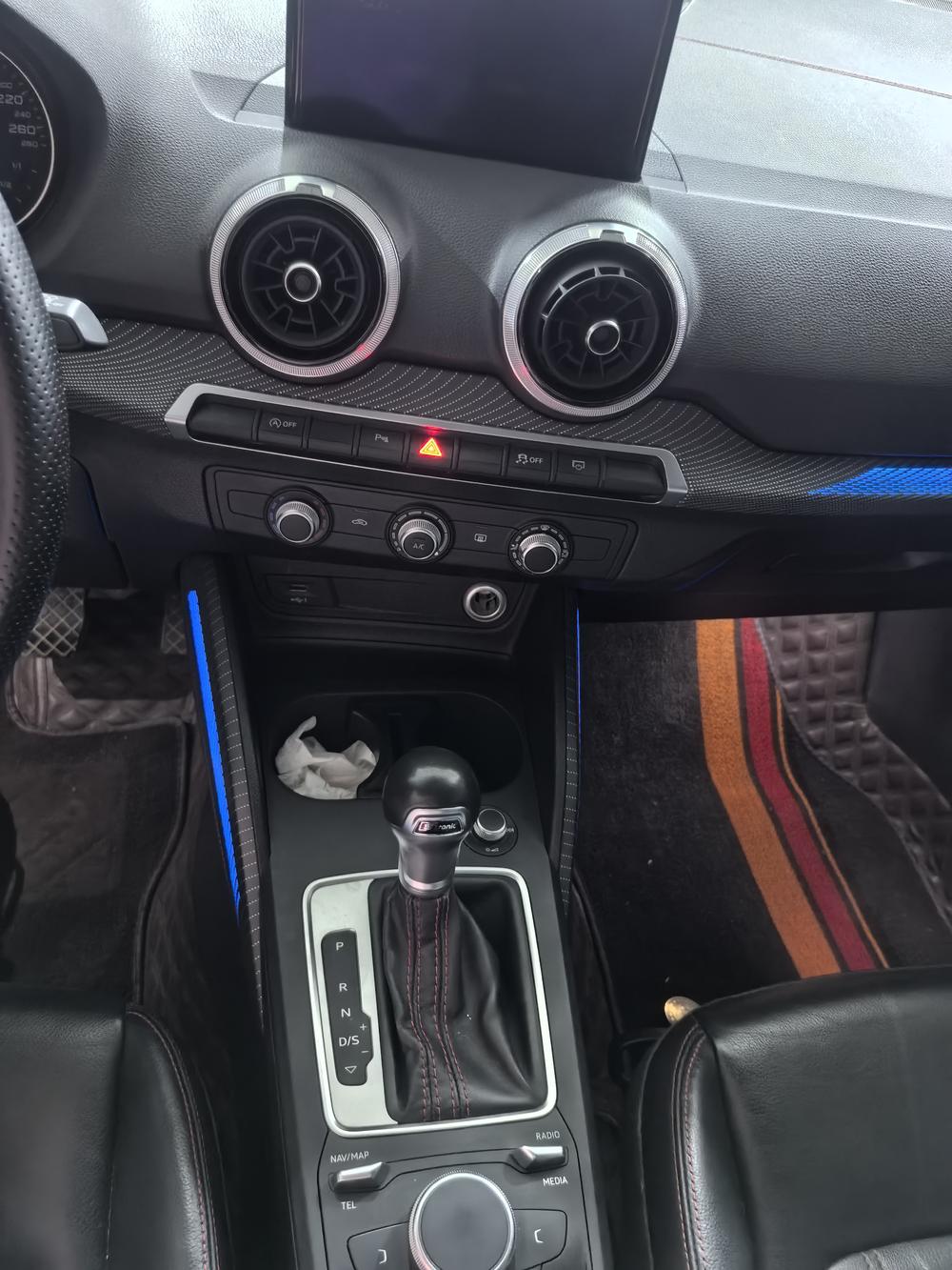Audi Audi Q2L